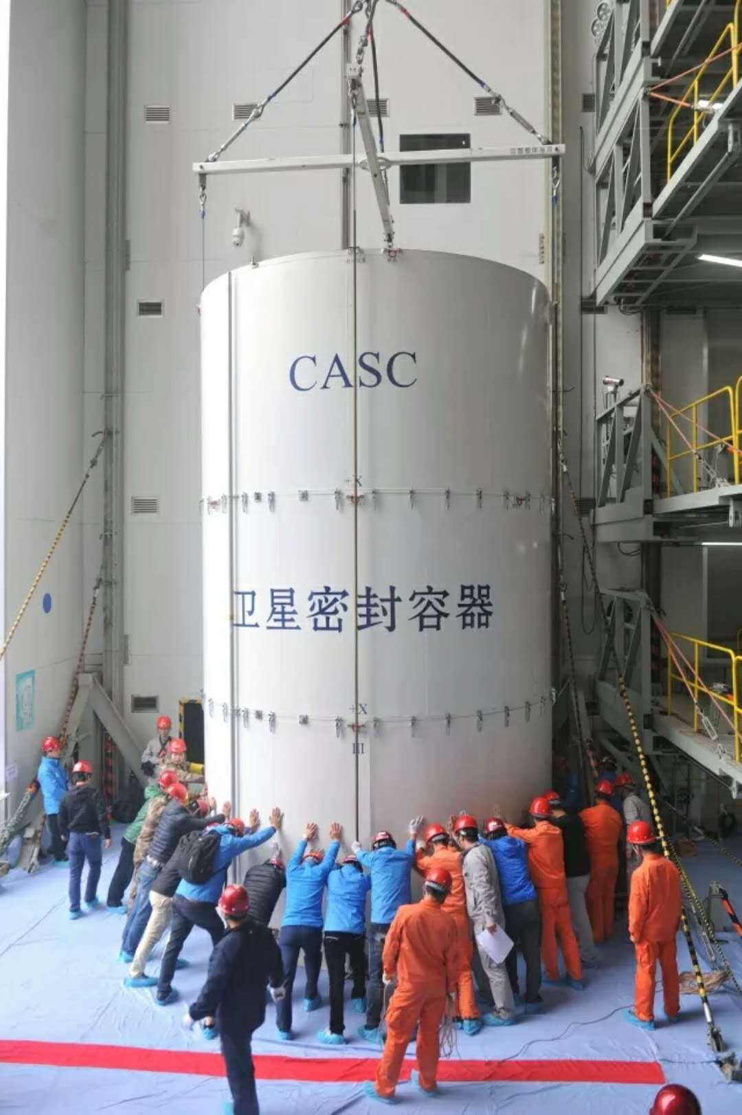 中國空間技術研究院研制的阿爾及利亞首顆通信衛星成功定點4.jpg