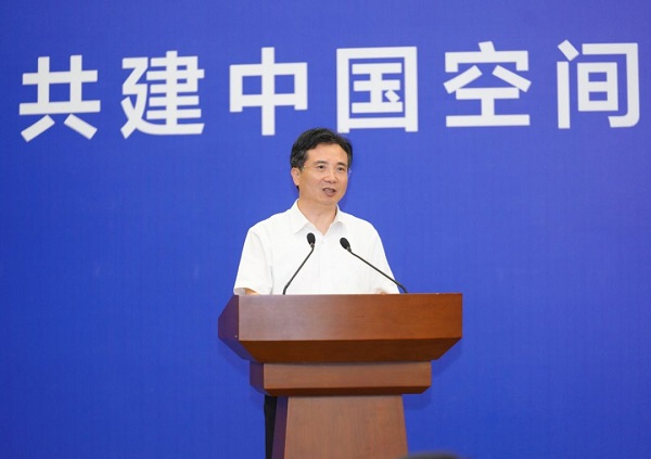 院與杭州市政府簽訂戰略合作框架協議3.jpg